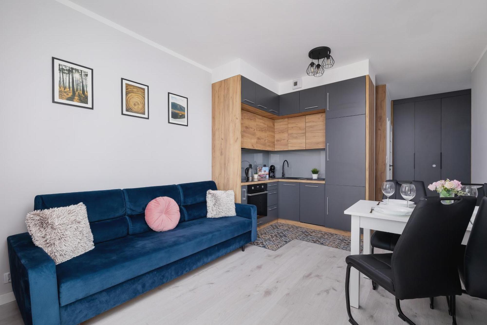 Przestronny Z Balkonem By Renters Apartment Krakau