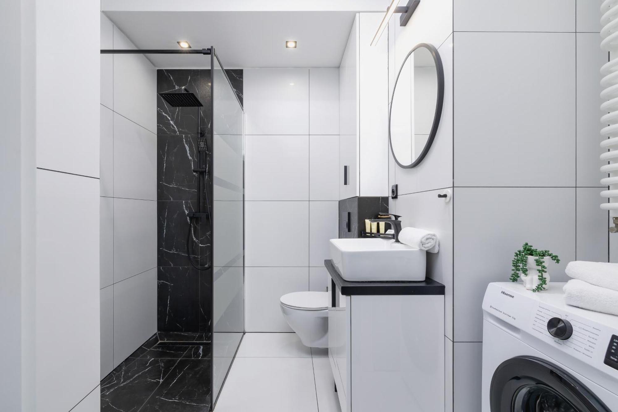 Appartement Przestronny Z Balkonem By Renters *